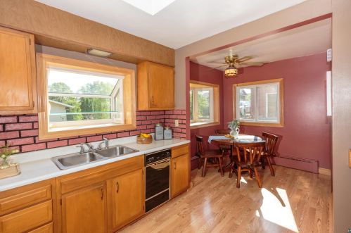 215 70 Ave, Duluth MN 55807-1809 exterior