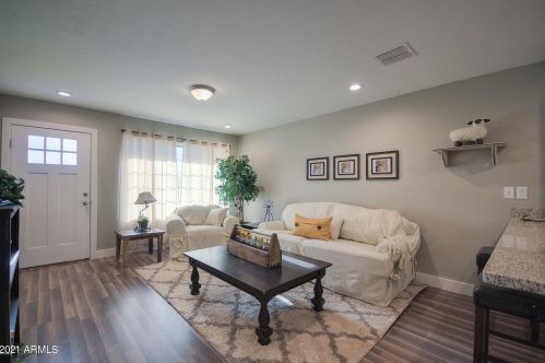 4731 38th Ln, Phoenix AZ  85041-1921 exterior