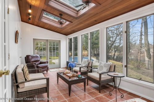 21 Tyson Dr, Red Bank NJ exterior