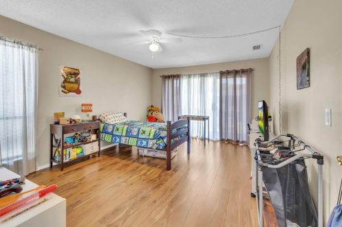 140 Maitland Ave, Altamonte Springs FL 32701-4902 exterior