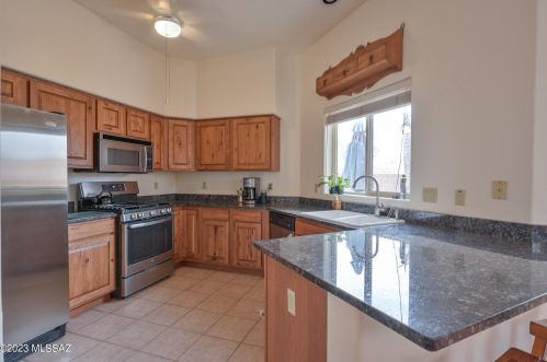 354 Camino Lomas, Tucson AZ 85704-6977 exterior