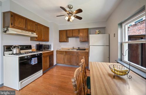 417 George St, Philadelphia PA  19123-1433 exterior