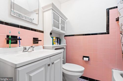 502 Rively Ave, Manor PA 19036-1014 exterior