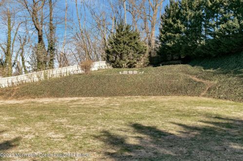 41 Marlpit Pl, Middletown NJ 07748-2028 exterior