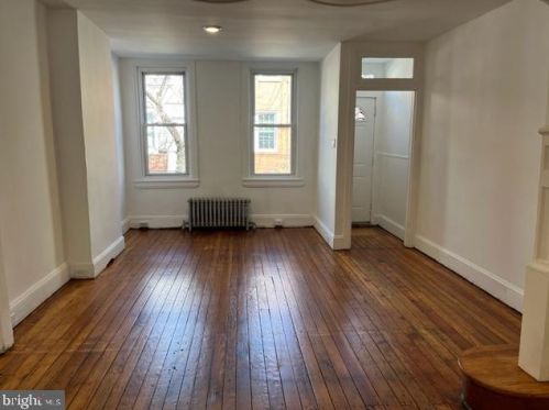 428 Dudley St, Philadelphia PA  19148-2517 exterior