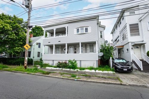 49 Franklin St, Lynn, MA 01904-3134