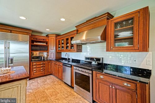 15544 New Rd, Lewes DE 19958-9573 exterior