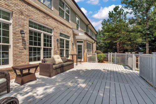 2132 Innsfail Dr, Lithonia GA  30078-2059 exterior