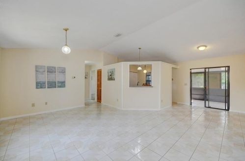 509 Floresta Dr, Fort Pierce FL  34983-8613 exterior