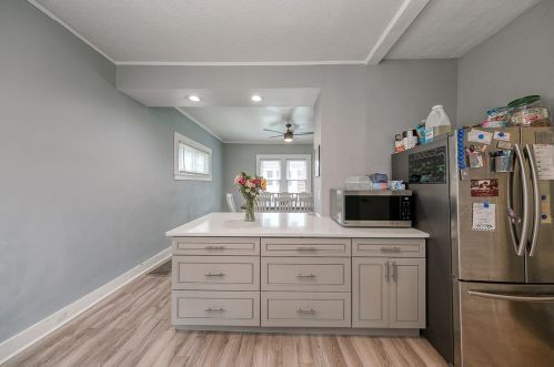 5107 Interboro Ave, Pittsburgh PA  15207-2327 exterior