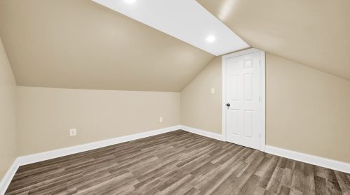 5820 Campbell Ave, Chicago IL 60659-5011 exterior