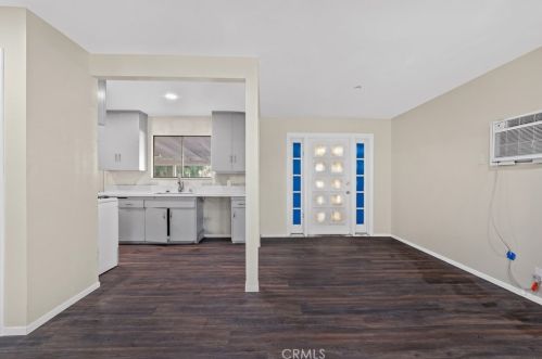 831 Maplewood Ave, Fullerton CA  92832-2625 exterior