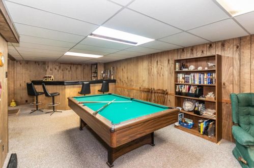 1438 Homecrest Dr, Saint Louis MO 63127-1124 exterior