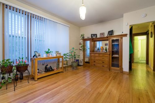 7625 Perry Ave, Chicago IL 60628-7320 exterior