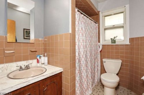 21 May St, Paterson NJ 07506-2637 exterior