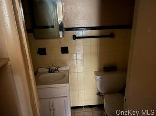 2401 Walton Ave, Bronx NY 10468-6459 exterior