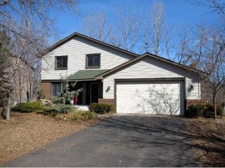 420 Hallam Ave, Saint Paul, MN 55115-2217