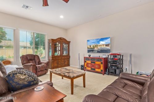 1461 Carriage Ln, Chandler AZ 85224-1103 exterior