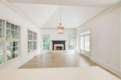 700 Brookwoods Trce, Atlanta GA 30342-2473 exterior