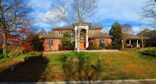 18707 River Falls Dr, Davidson, NC 28036-8855