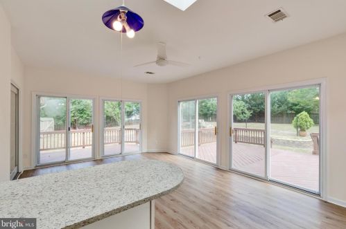 7324 Lamar Dr, Springfield VA  22150-3130 exterior