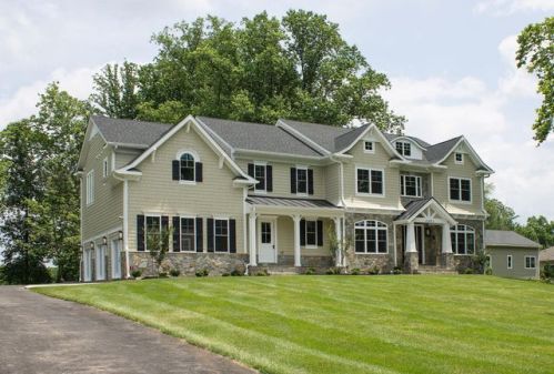 10823 Rock Run Dr, Rockville MD  20854-1749 exterior