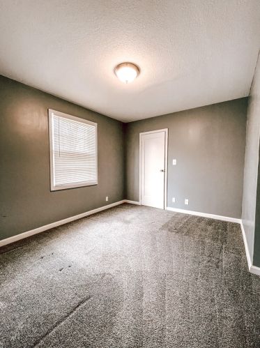 1054 Amity Ave, Meskegon MI  49442-3711 exterior