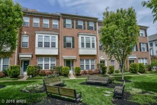 2325 Huntington Station Ct, Alexandria, VA 22303-1417