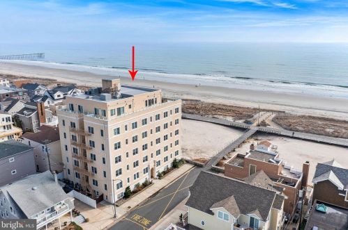 111 Buffalo Ave, Atlantic City NJ 08406-2633 exterior