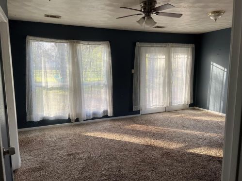 1115 Rindie St, Irving TX  75060-5252 exterior