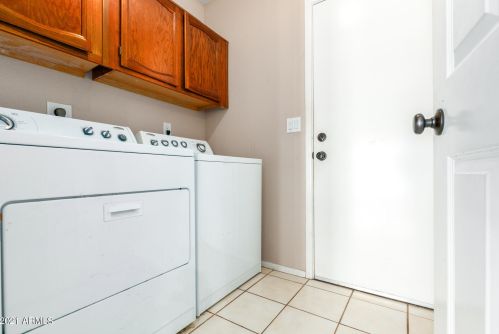 15614 29 Ave, Phoenix AZ 85053-4056 exterior