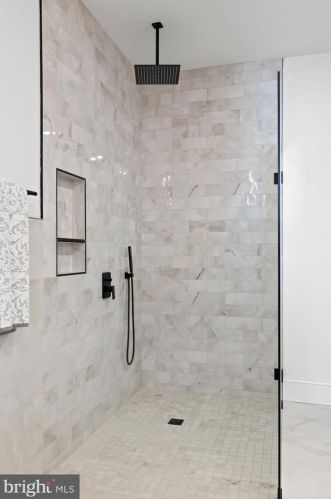 220 Prince St, Lancaster PA 17603-5878 exterior