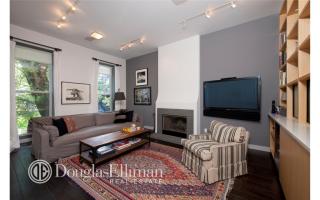 187 Park Pl, Brooklyn NY  11238-4303 exterior
