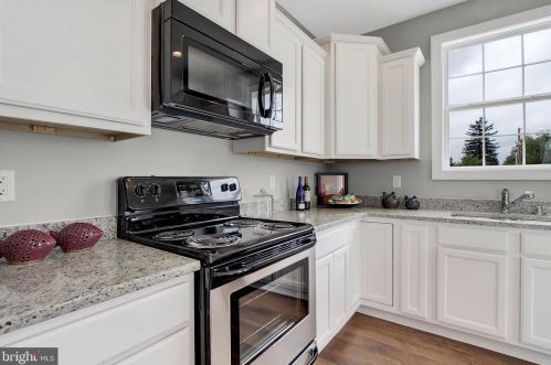 202 Ctr St, Hanover PA 17331-2829 exterior