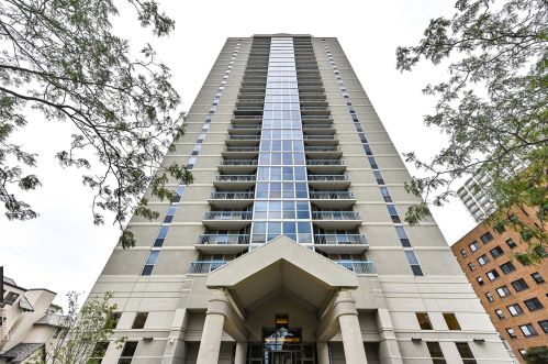 1660 Prospect Ave, Milwaukee WI 53202-2400 exterior