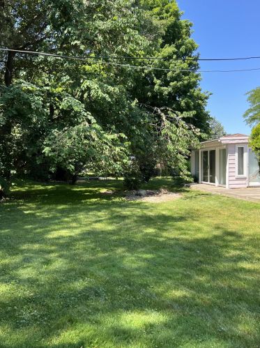 304 Espanola Ave, Kalamazoo MI  49004-1104 exterior