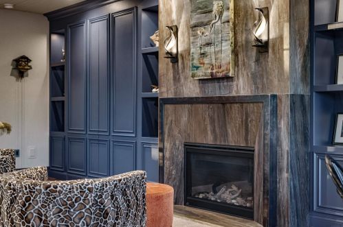 221 Mishawaka Ave, Mishawaka IN 46545-6015 exterior