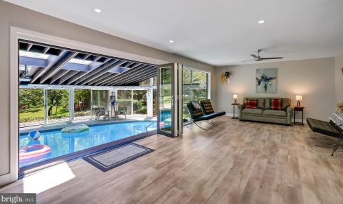 3000 Wessynton Way, Alexandria VA 22309-2225 exterior