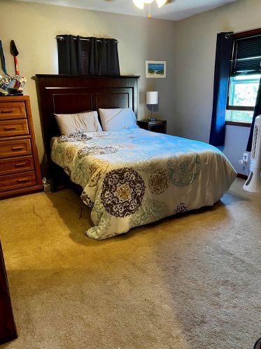 4645 68th St, Milwaukee WI  53220-3917 exterior