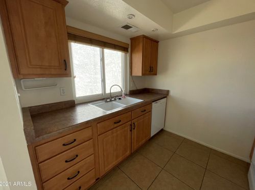 16023 25 Dr, Phoenix AZ exterior