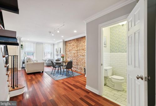 208 Mckean St, Philadelphia PA 19148-2646 exterior