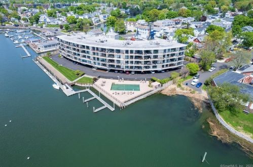 100 Seaview Ave, Norwalk, CT 06855-2301