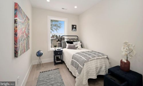 326 Taylor St, Washington DC  20017-1529 exterior