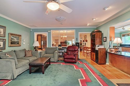 22 Cedar Lk, Parsippany NJ 07834-1805 exterior