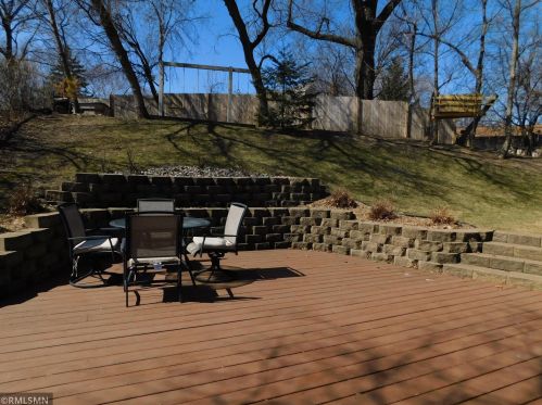 7561 Barbara Ave, South Saint Paul MN 55077-5821 exterior