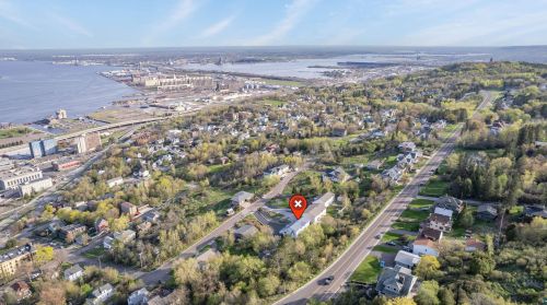 517 6 St, Duluth MN 55806-2411 exterior