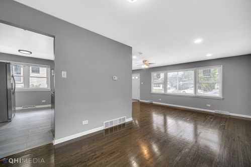 14343 Lincoln Ave, Dolton IL 60419-2338 exterior