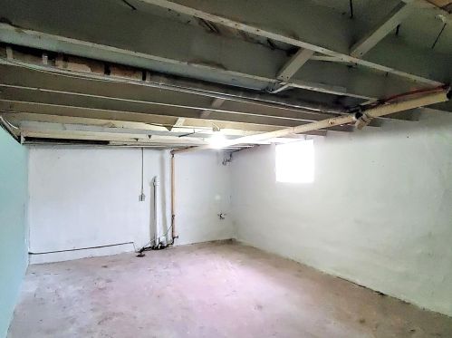 215 Vienna Ave, Milwaukee WI 53212-4102 exterior