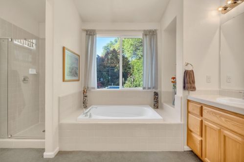 3007 Honey Cir, Folsom CA 95762-6324 exterior