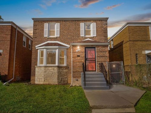 9644 Prairie Ave, Chicago IL  60628-1421 exterior